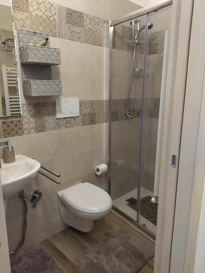 Appartamento Casa Lucia Bari Esterno foto