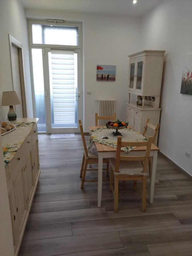 Appartamento Casa Lucia Bari Esterno foto